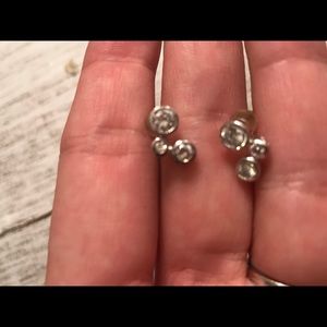 Gorgeous 3 gemstone cluster stud earrings